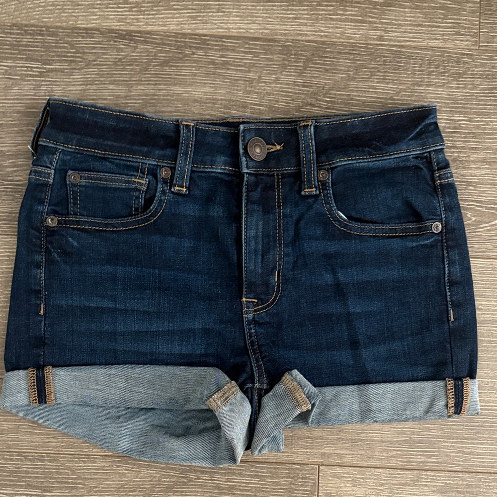 American Eagle Outfitters Women’s Jean Shorts Next Level Stretch – Size 2, EUC